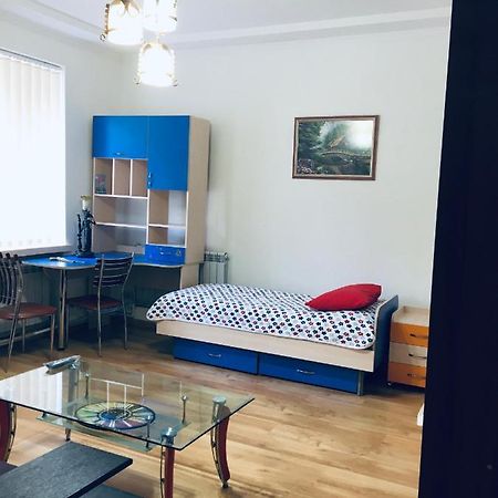 Centre Apartment Kamianets-Podilskyi Exterior photo